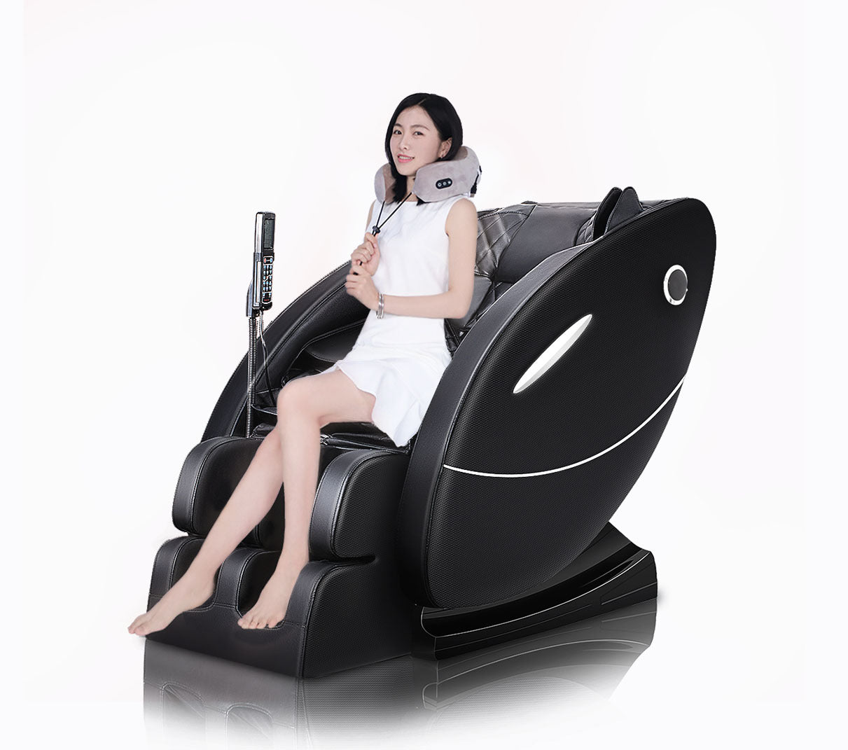 Multifunctional Body Kneading Massage Chair